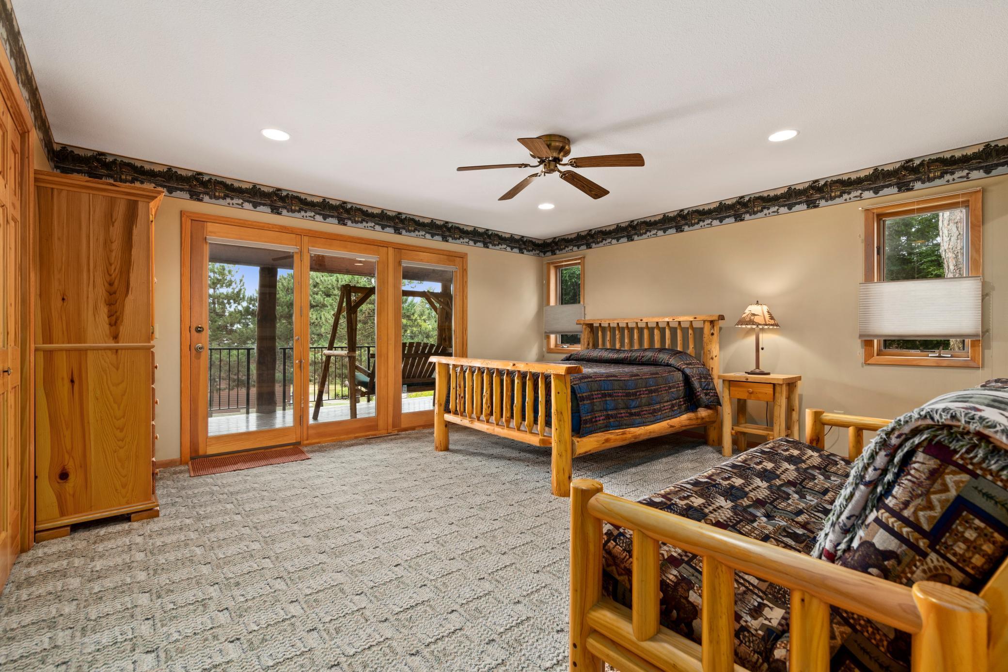 Cabin 15 - Master Bed.jpg