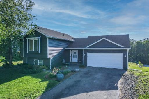 952 Heritage Drive SW, Lonsdale, MN 55046