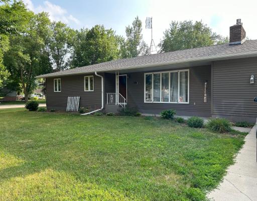 1113 Park Lane, Morris, MN 56267