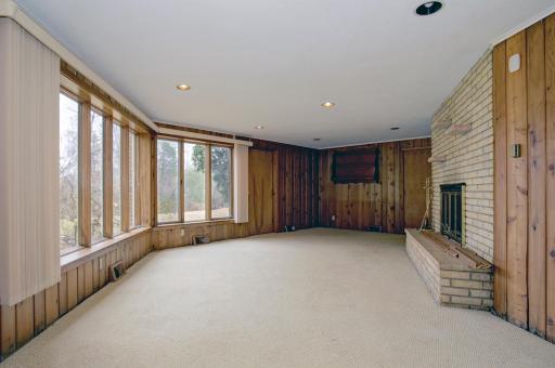 6182 S Robert Trail, Inver Grove Heights, MN 55077