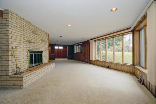 6182 S Robert Trail, Inver Grove Heights, MN 55077