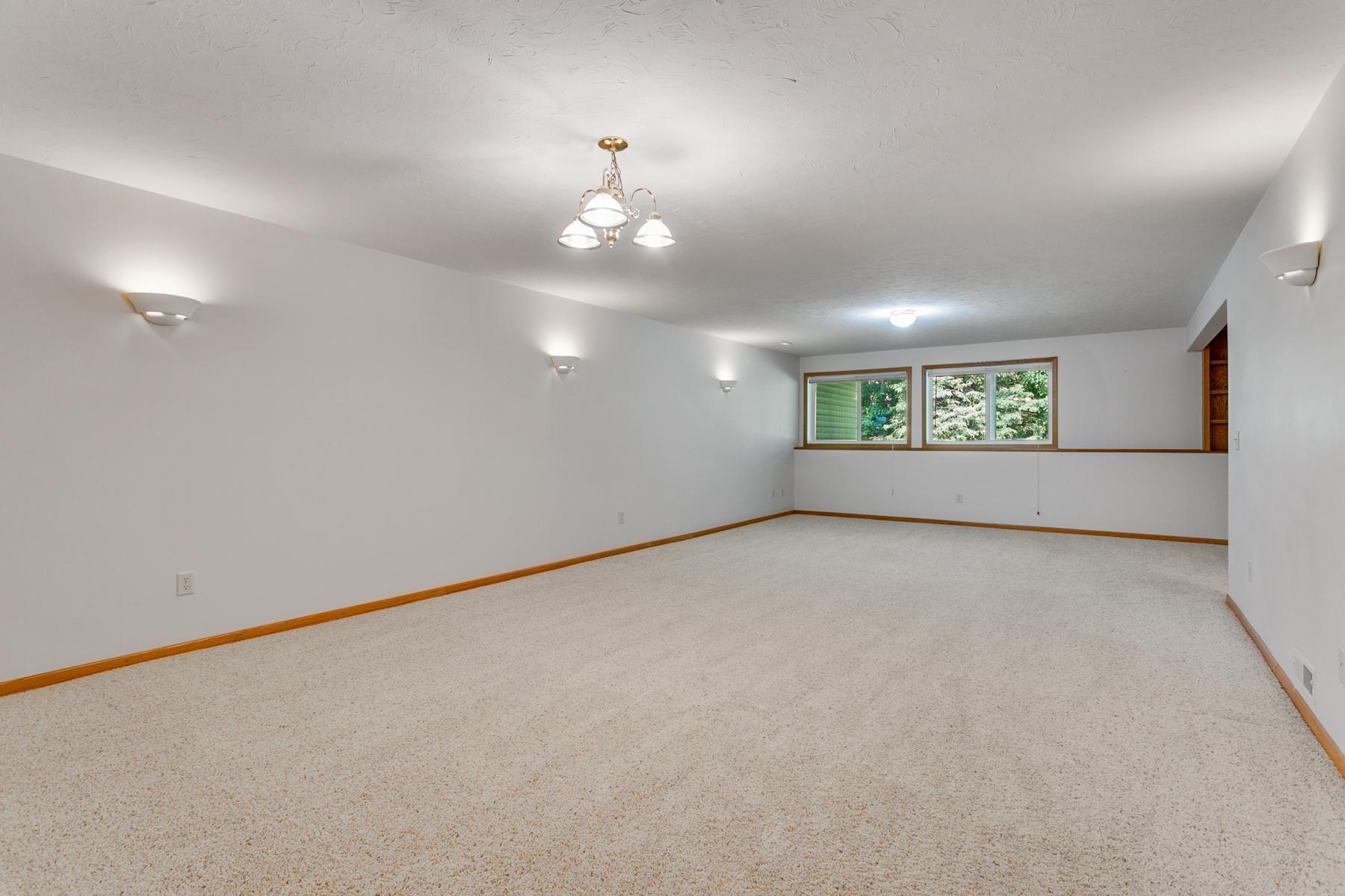 13044 Falcons Way Savage MN_0028.jpg