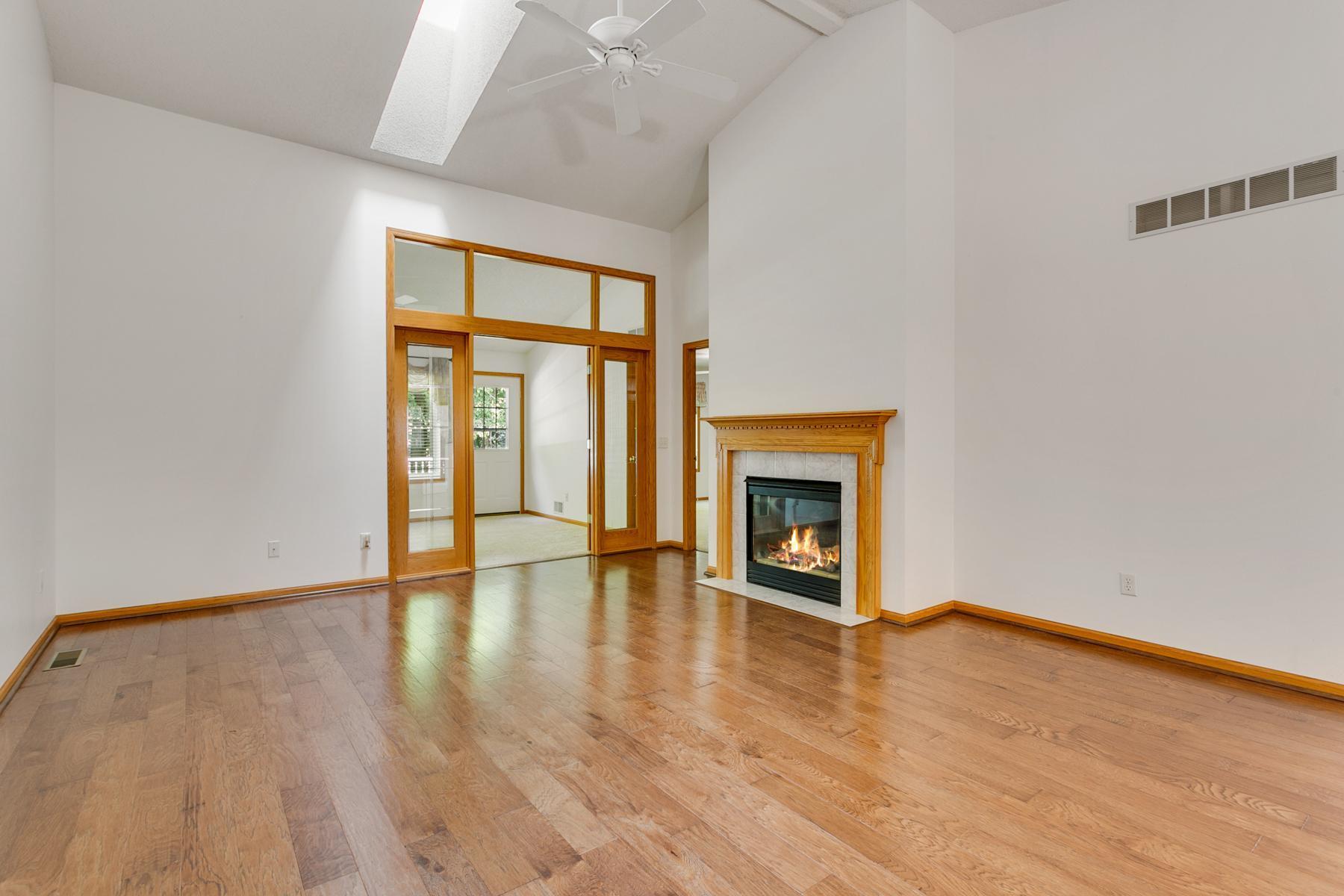 13044 Falcons Way Savage MN_0012.jpg