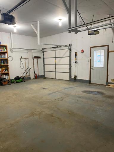 Garage extra deep with extra garage door.jpg