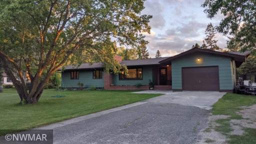 Photo for 708 Mackenzie Street NE, Warroad, MN 56763 - Listing #6141946 708 Mackenzie Street NE, Warroad, MN 56763