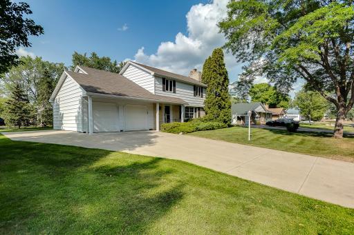 Welcome HOME to 2425 118th Ave NW in Coon Rapids! This turn-key home is ready for YOU!