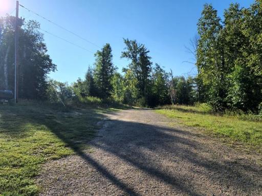 Road to the cabin.jpg