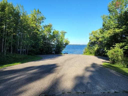 07 Moose Lake Public Water Access close by.jpg