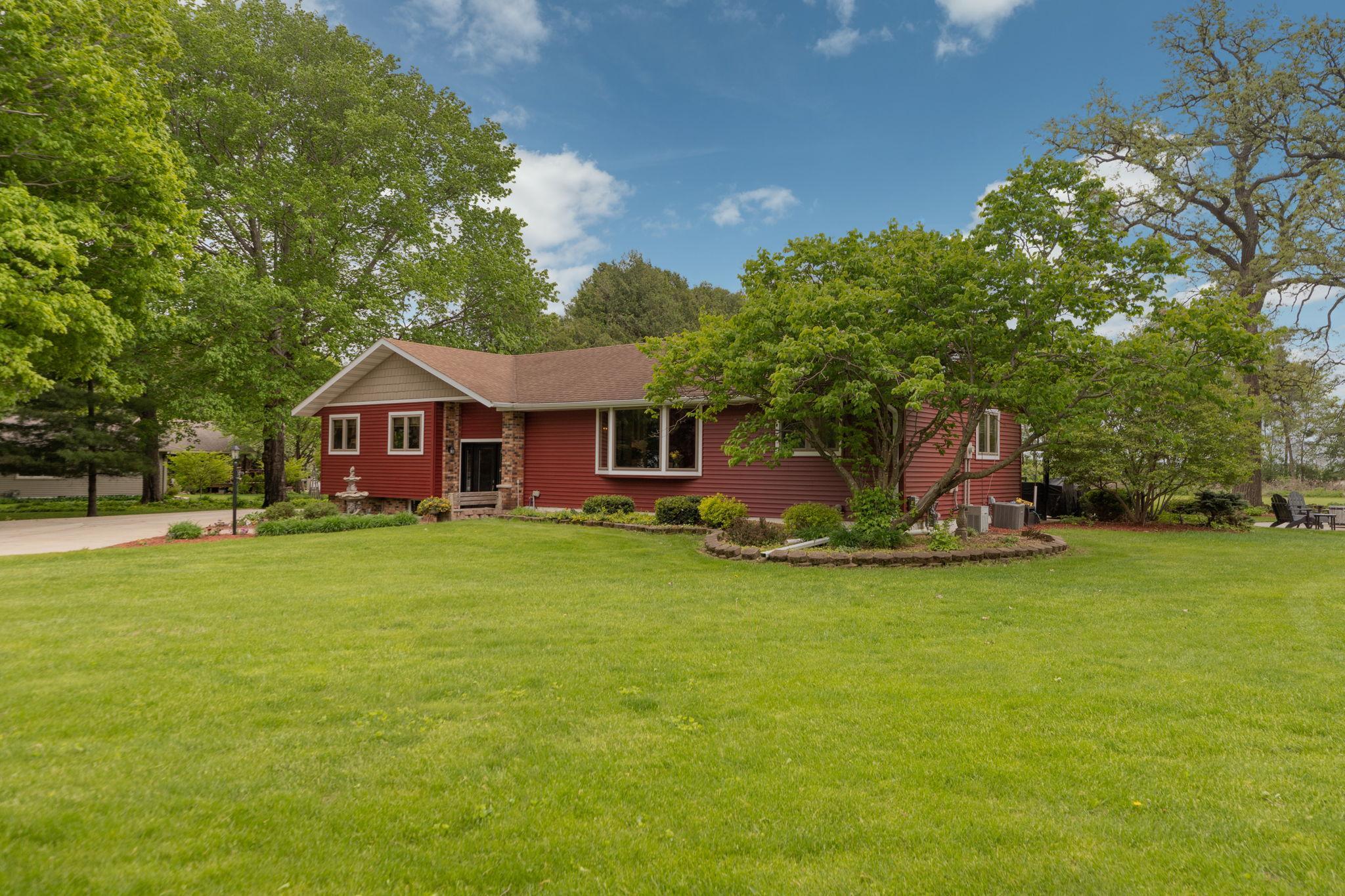 730 W Tracy Road, Spring Valley, MN 55975