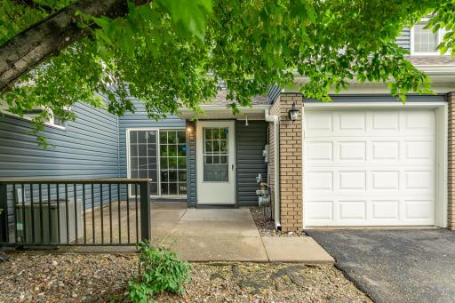 1850 Donegal Drive, 8, Woodbury, MN 55125