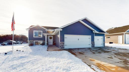 1031 Lone Stone Court SE, Chatfield, MN 55923