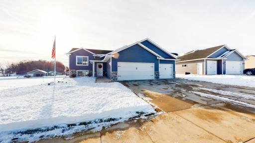 1031 Lone Stone Court SE, Chatfield, MN 55923