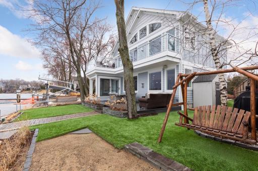 2807 Mckenzie Point Road, Wayzata, MN 55391