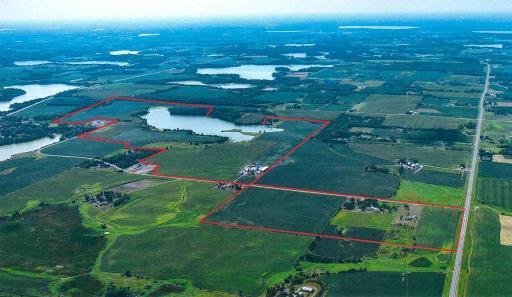 Fully recreational Uhl Lake. Lot lines are approximate.