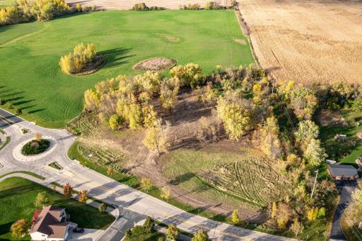 Development opportunity: 4 acres ready to be developed into single family homes, townhomes or apartment building, etc. Utilities available. Great location on Golf Course Road, ready for the next expansion in Hutchinson.