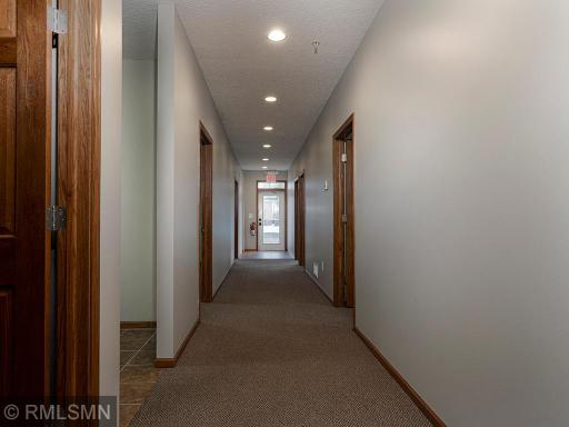 7945 Stone Creek Drive, 50, Chanhassen, MN 55317