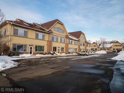 7945 Stone Creek Drive, 50, Chanhassen, MN 55317