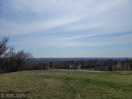 4130 Chaska Boulevard, Chaska, MN 55318