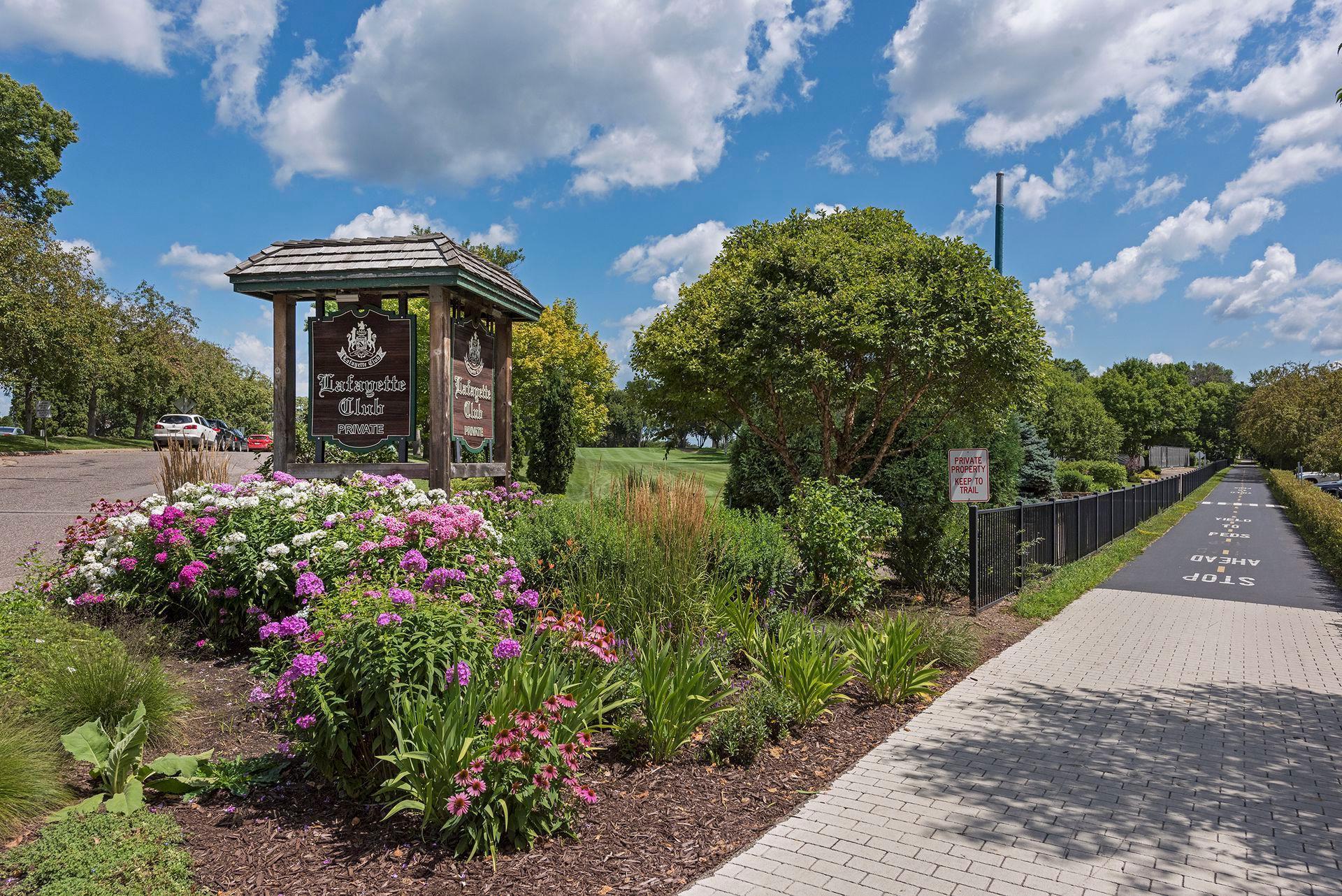 Close to the Lafayette Club and the Dakota trail