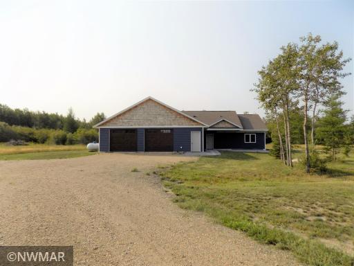 785 11th Street SW, Baudette, MN 56623