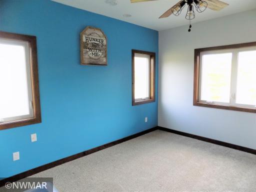 785 11th Street SW, Baudette, MN 56623