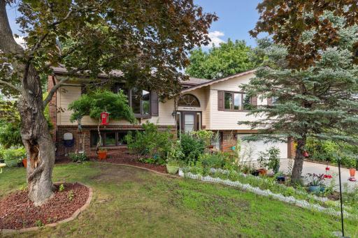 1965 N Park Drive, Saint Paul, MN 55119