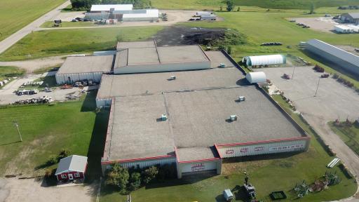 906 S Highway 10 Drive, Lake Park, MN 56554