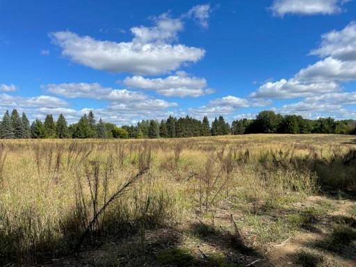 8132 325th Avenue NW, Princeton, MN 55371