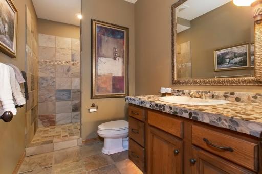 6613 Mohawk Trail, Edina, MN 55439