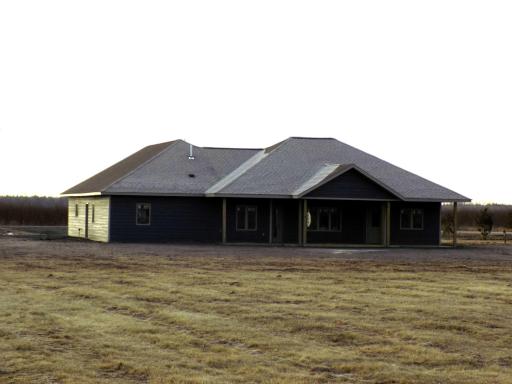 2158 Fighting Sioux Loop NW, Baudette, MN 56623
