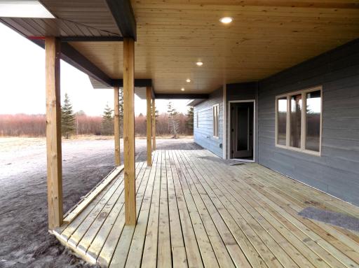 2158 Fighting Sioux Loop NW, Baudette, MN 56623