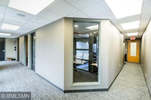 7300 France Avenue S, 302, Edina, MN 55435