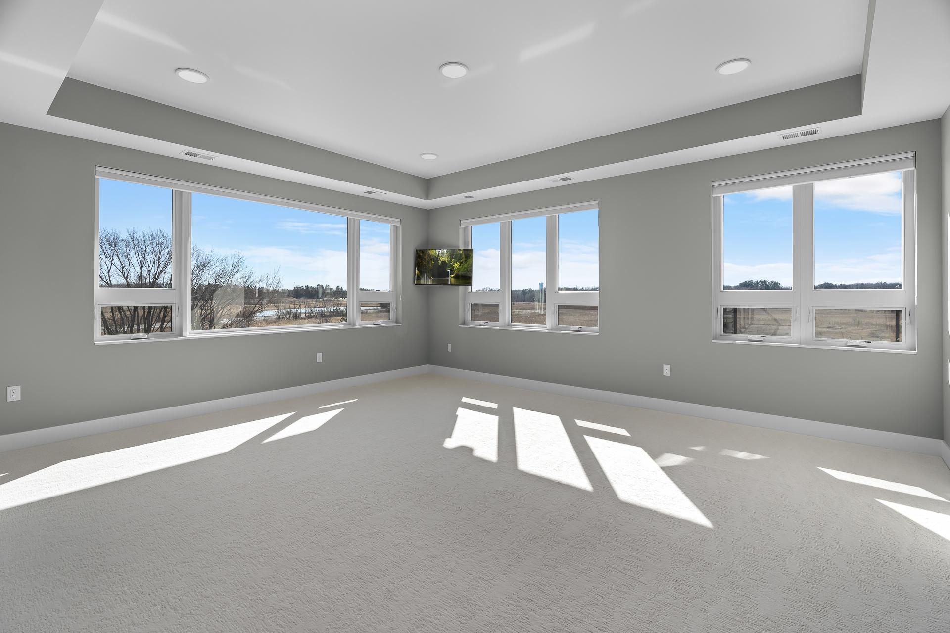 1 Hill Farm Road #306, North Oaks, MN