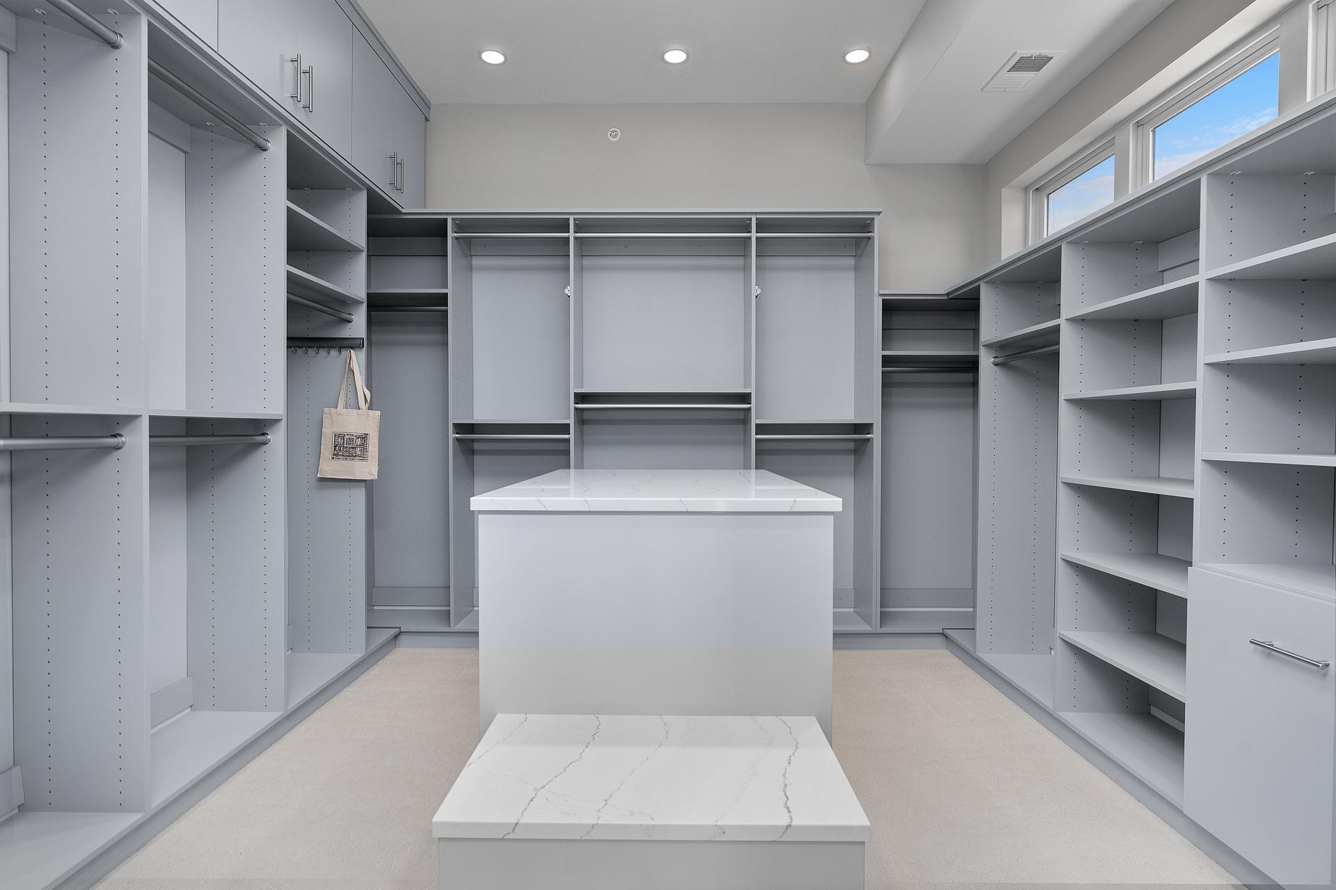 1 Hill Farm Road #306, North Oaks, MN