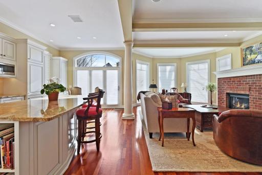 715 Rice Street E, Wayzata, MN 55391