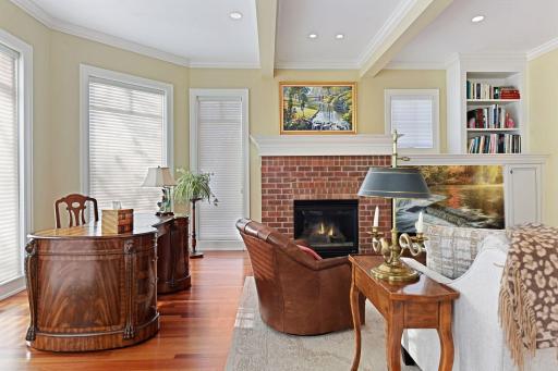 715 Rice Street E, Wayzata, MN 55391