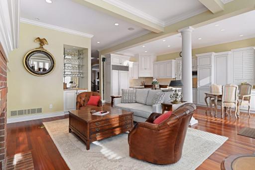 715 Rice Street E, Wayzata, MN 55391