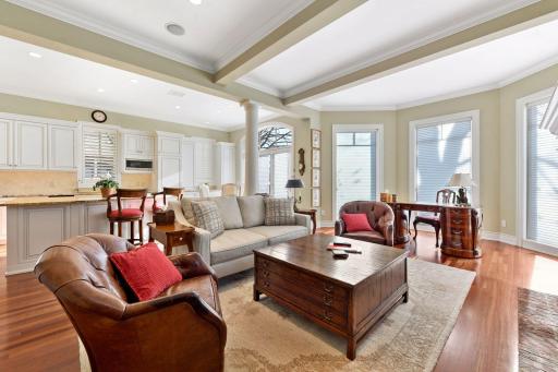 715 Rice Street E, Wayzata, MN 55391