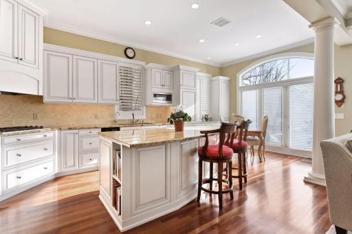 715 Rice Street E, Wayzata, MN 55391