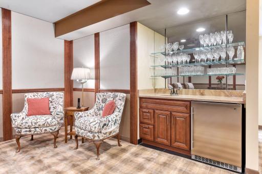 715 Rice Street E, Wayzata, MN 55391