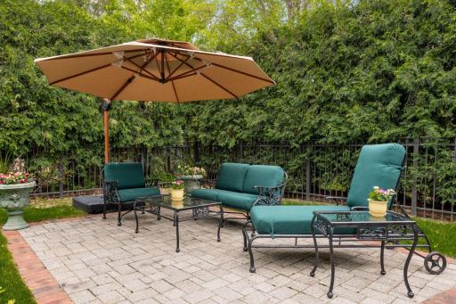715 Rice Street E, Wayzata, MN 55391