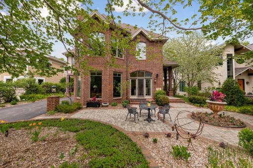 715 Rice Street E, Wayzata, MN 55391