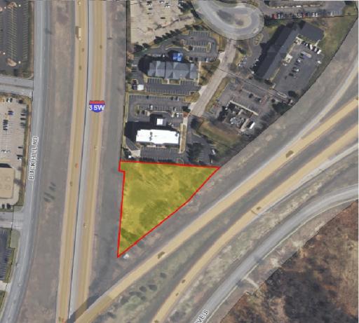 Overview of the large lot. Many possibilities - bring your ideas & your builder! Close to shopping, restaurants & more. Blocks from Burnsville Center & Fairview Hospital with 3 hotels adjacent to the lot.