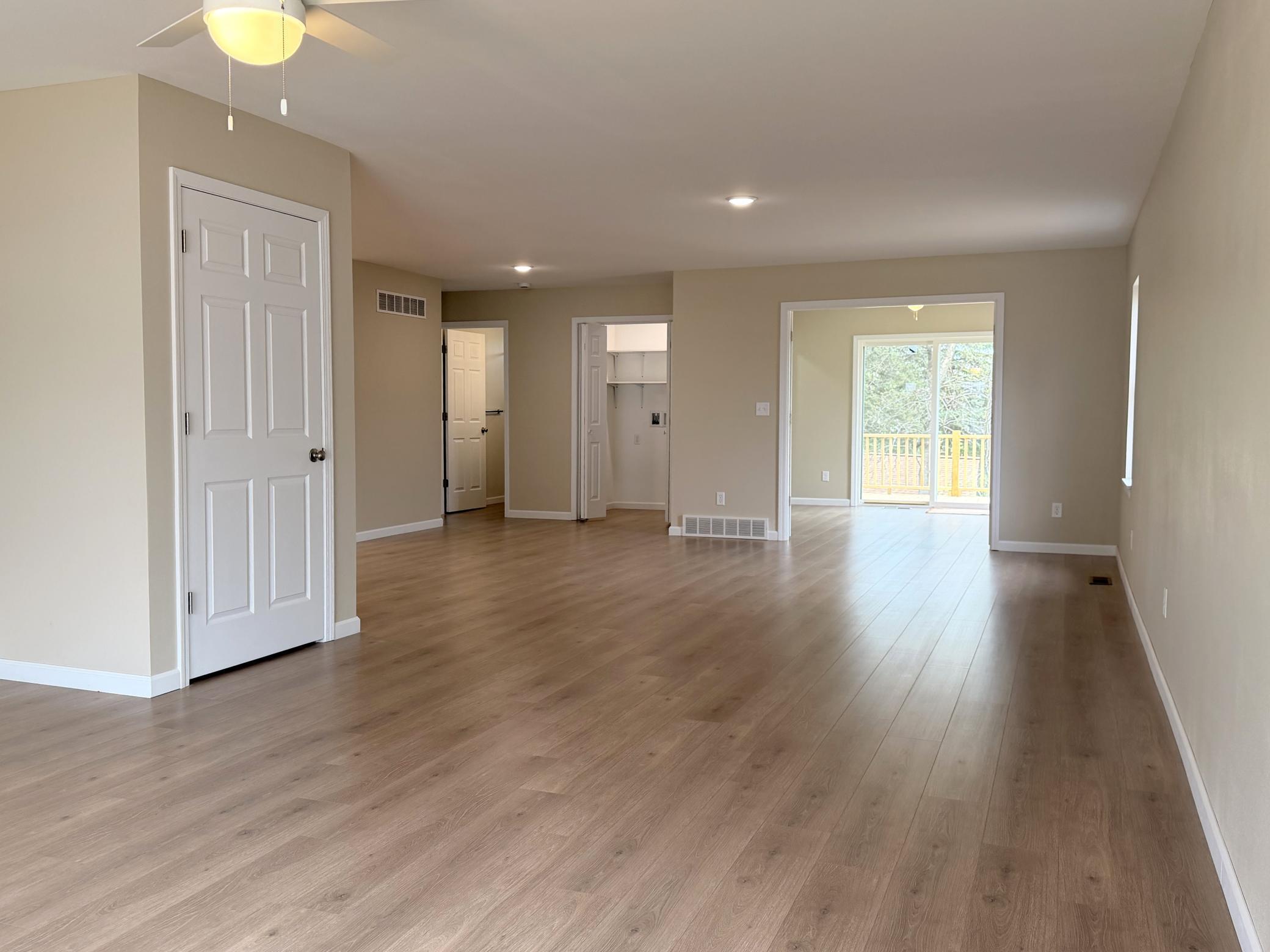 Living & Dining Area b.jpg