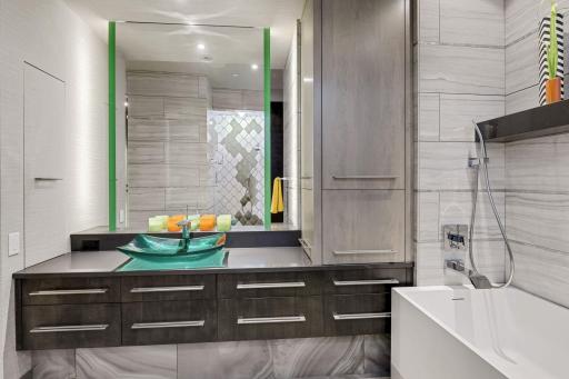 3209 Galleria, Edina, MN 55435