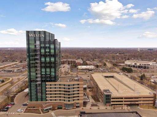 3209 Galleria, Edina, MN 55435