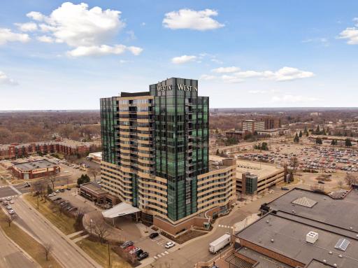3209 Galleria, Edina, MN 55435