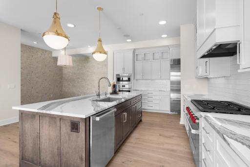1 Hill Farm Road, 100, North Oaks, MN 55127