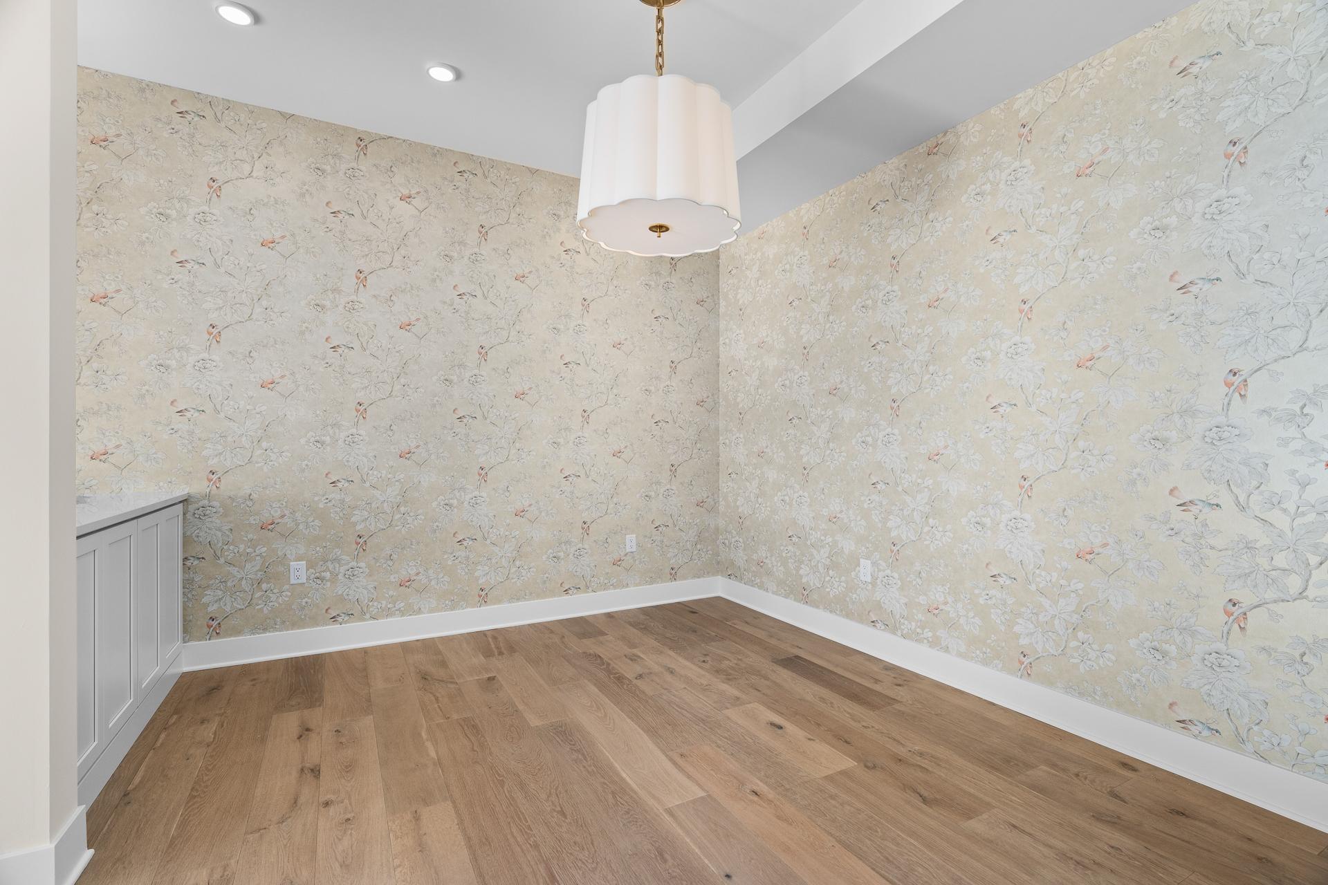 1 Hill Farm Road #100, North Oaks, MN