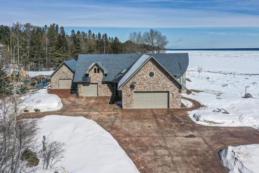 212 Skiff Landing Road, Knife River, MN 55609